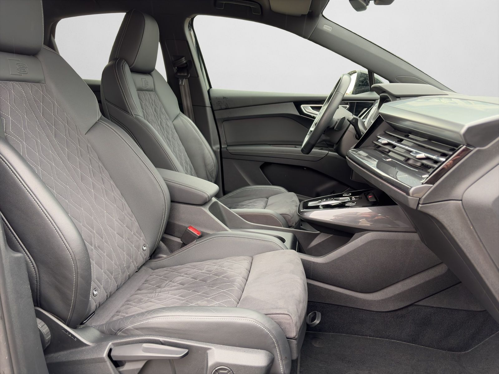 Audi Q4 e-tron - Bild 4