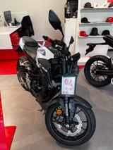 Honda CB125R  125er DEALS Verschiedene Farben - HONDA 125 R