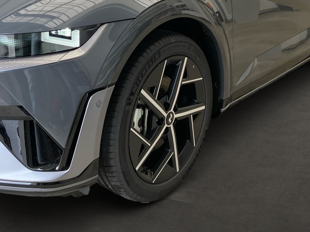 Fahrzeugabbildung Hyundai IONIQ 5 2WD 84kWh N-Line X 4xSHZ AUT Akustikglas