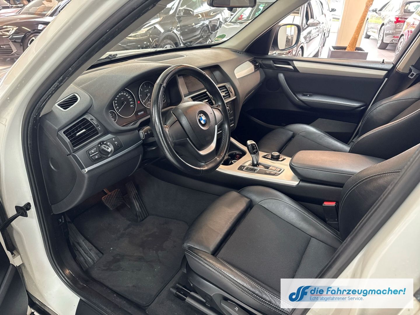 Fahrzeugabbildung BMW X3 xDrive 30 d 30d El. Panodach Bi-Xenon *EXPORT