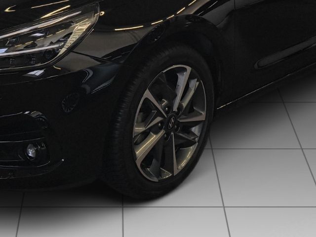 Fahrzeugabbildung Hyundai i30 FL Kombi (MY25) 1.5 T-GDI (140 PS) 48V 7-DCT