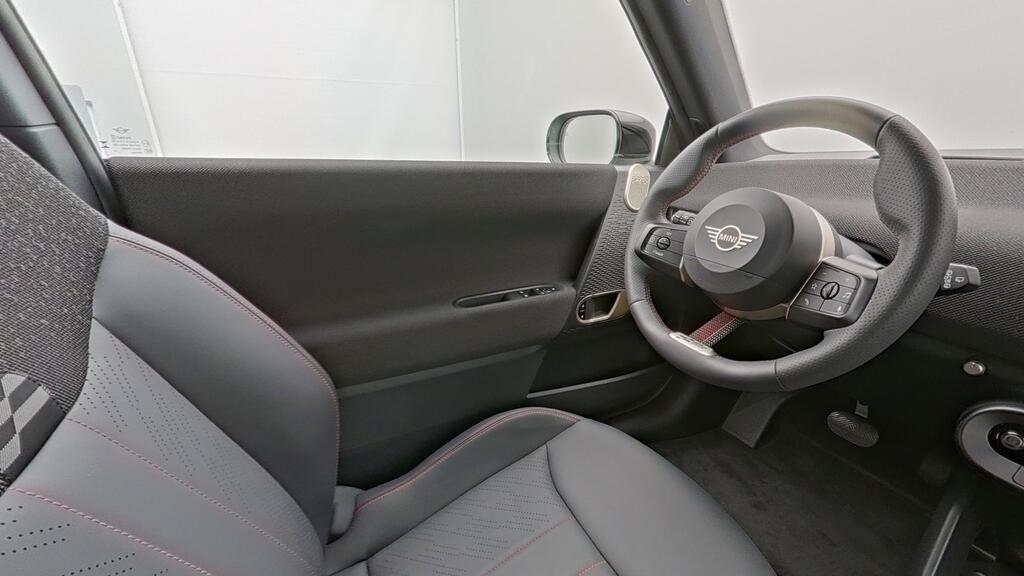 MINI Cooper SE - Bild 11