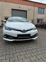 Toyota TOYOTA AURIS HYBRID Aut. NAVI KAM - Toyota Auris in Gelsenkirchen