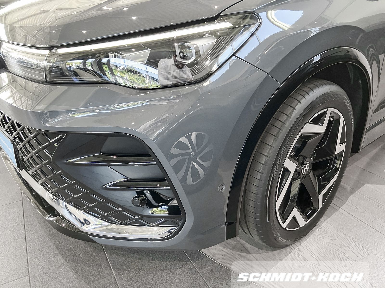 Volkswagen Tiguan 2.0 TDI DSG R-Line LED-Scheinw. Head-up foto 4