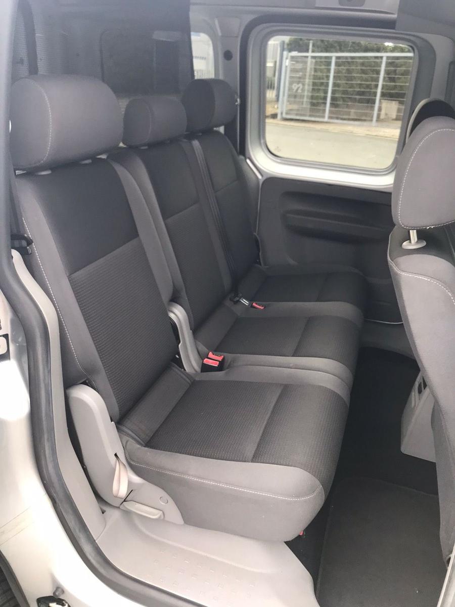 Volkswagen Caddy 2010 — photo 12