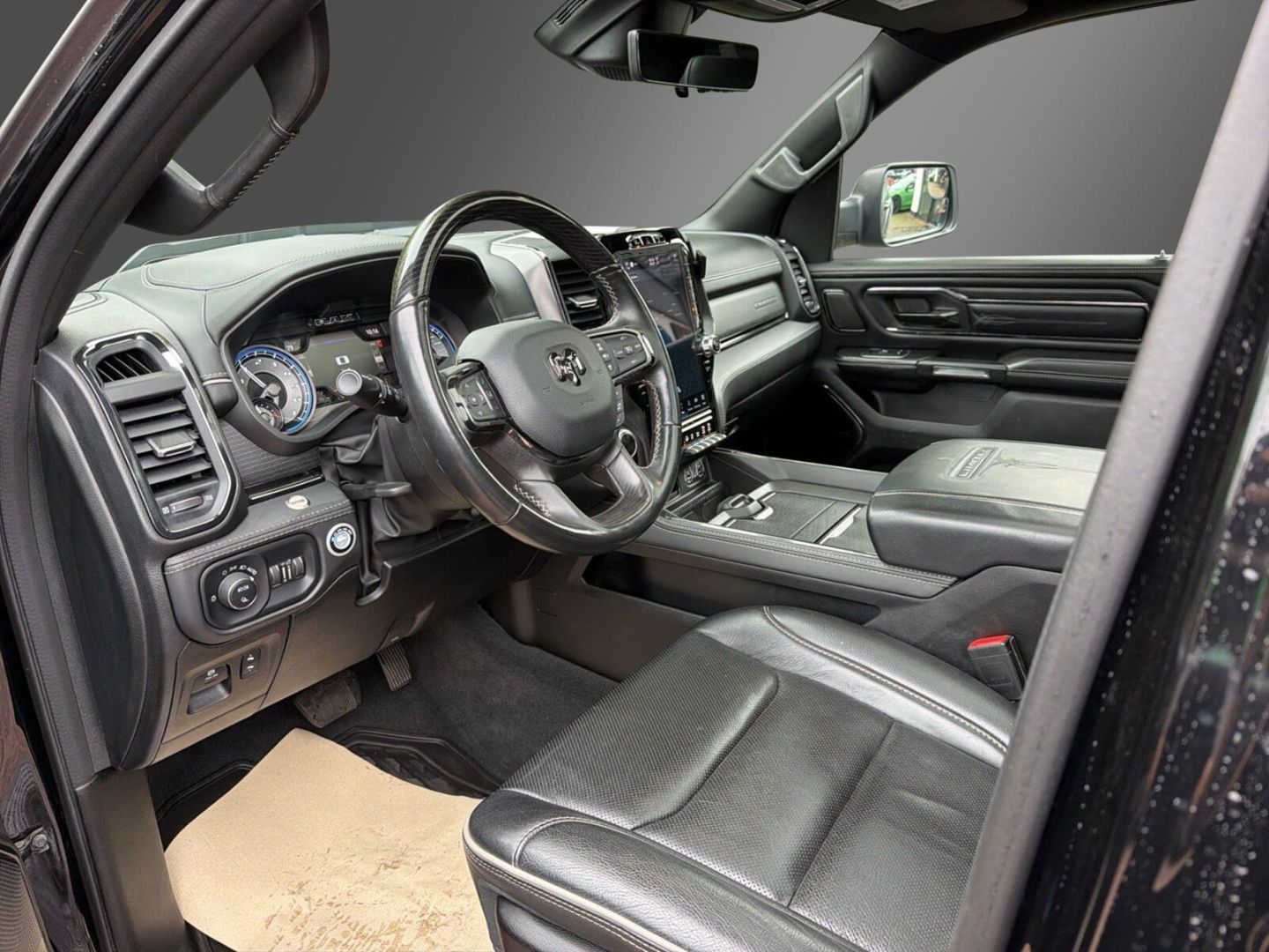 Fahrzeugabbildung Dodge RAM RAM1500 Limited Crew Cab Extremumbau Voll Au
