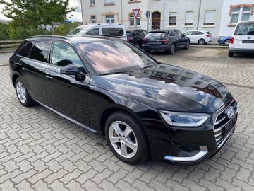 Audi A4 - 1