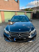 Mercedes-Benz E220  - Mercedes-Benz 220: Automatik