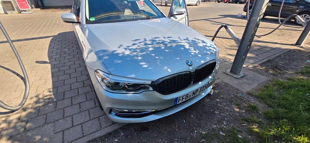 Image of BMW 530