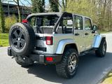 Jeep Wrangler Unlimited 3.8L 2012 - Jeep Wrangler mit Benzin-Antrieb