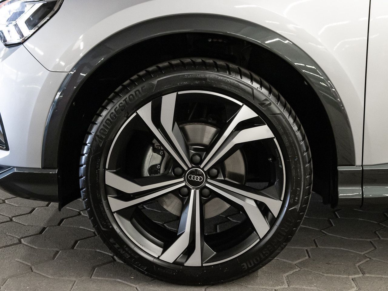Audi Q3 - Bild 11