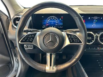 Mercedes GLB 200 - 12