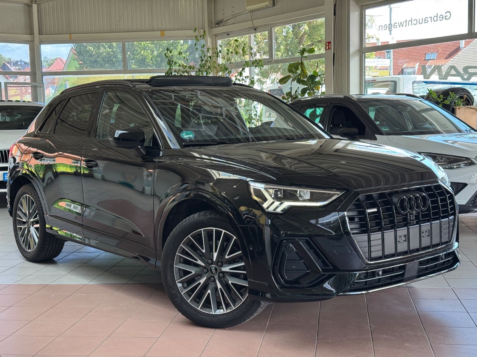 Audi Q3 40 TFSI quattro S line *360-Kamera*Navi*Acc* foto 3