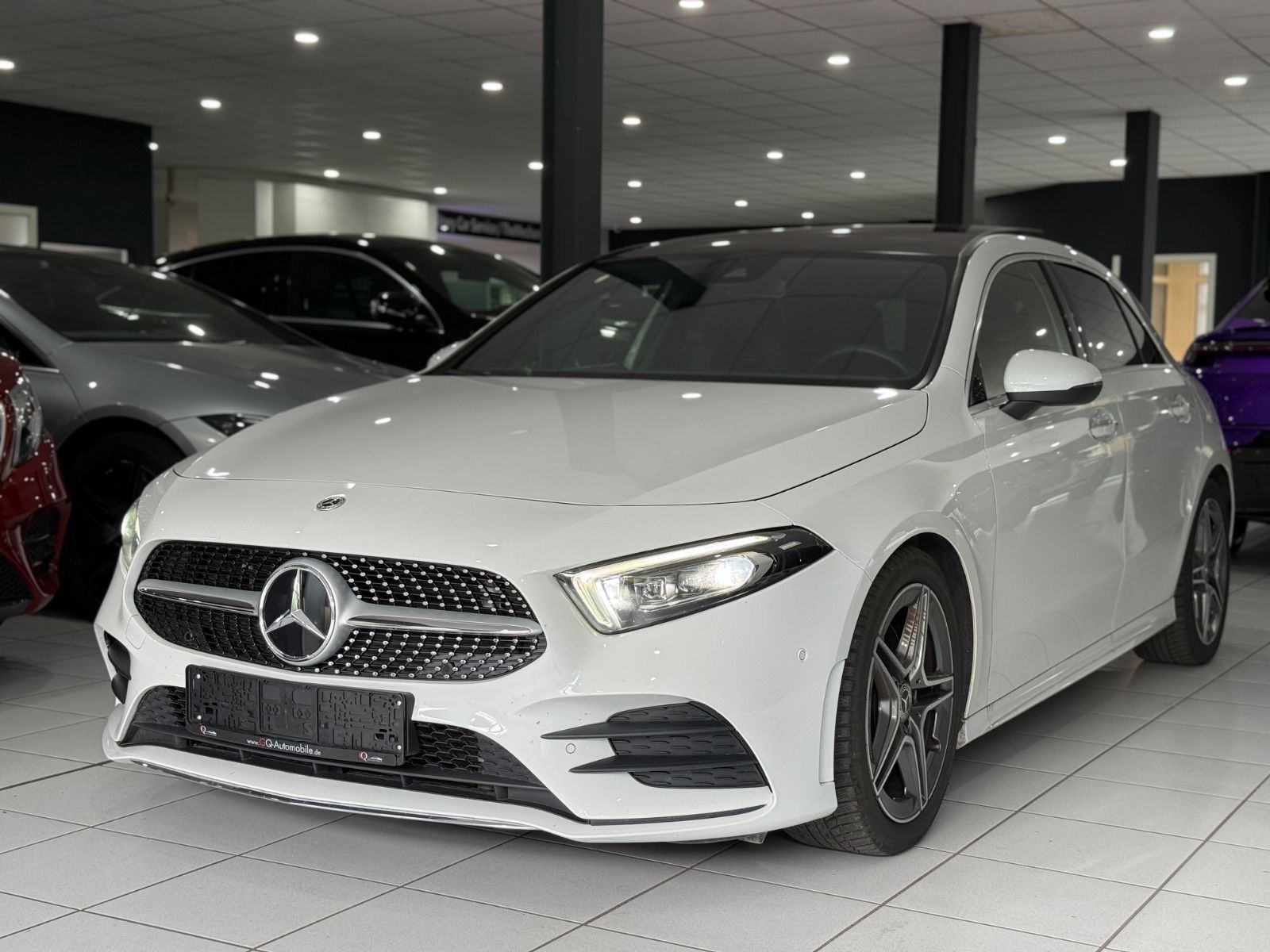 MERCEDES-BENZ A 220d*AMG-LINE*DISTRONIC*PANO*MEMORY*MBAM*KEYLE