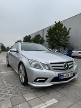 Mercedes-Benz E350 Coupé  AMG PAKET KEYLESS GO TÜV NEU - Mercedes-Benz E 350 in Ludwigshafen