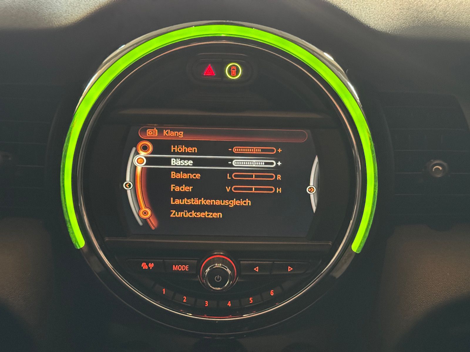 Fahrzeugabbildung MINI Cooper S Cabrio NAVI PROF LED LEDER ASSISTENZ+