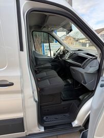 Ford Transit - 12