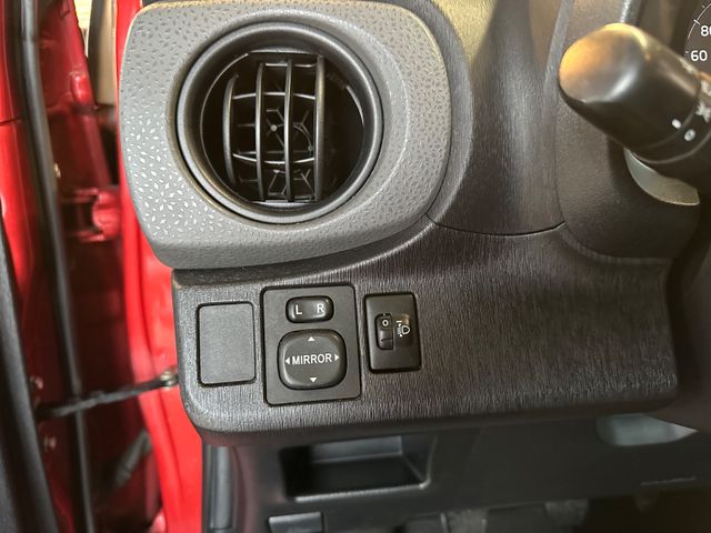 Toyota Yaris 1,33-l-Dual-VVT-i Life