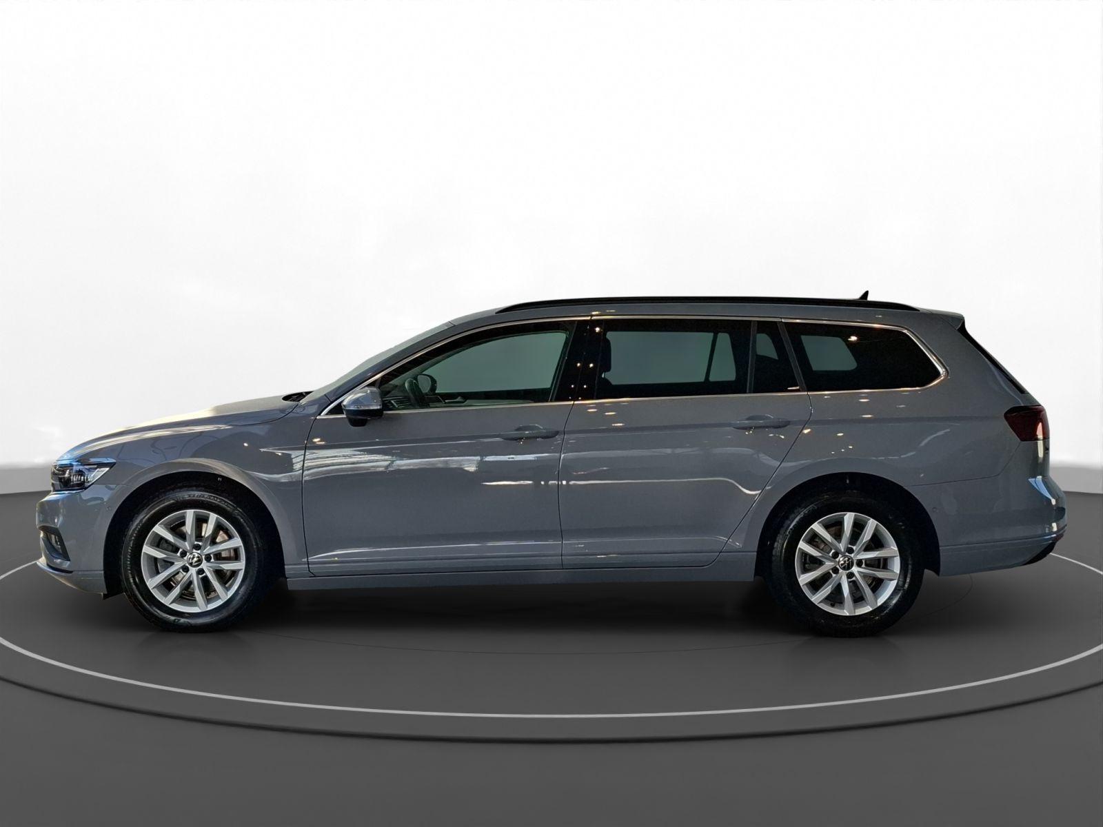 Volkswagen Passat Variant 2.0 TDI DSG AHK*Navi*Matrix