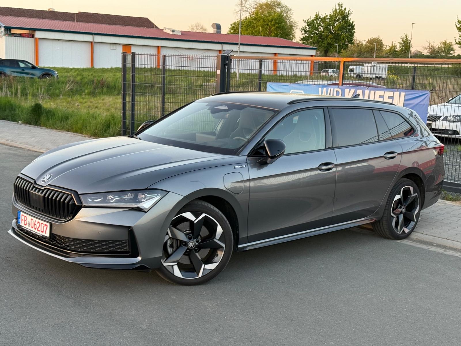 Skoda Superb Combi 1.5 TSIHybrid  iV 150 kW Sportline