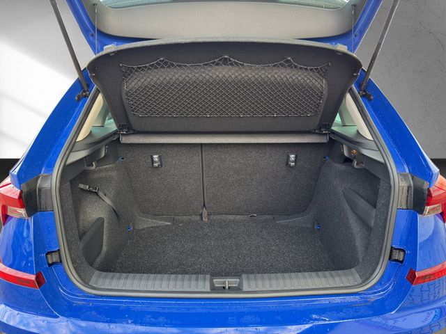 Skoda Kamiq Selection*CAM*4xPDC*SMART*MATRIX*BLACK*