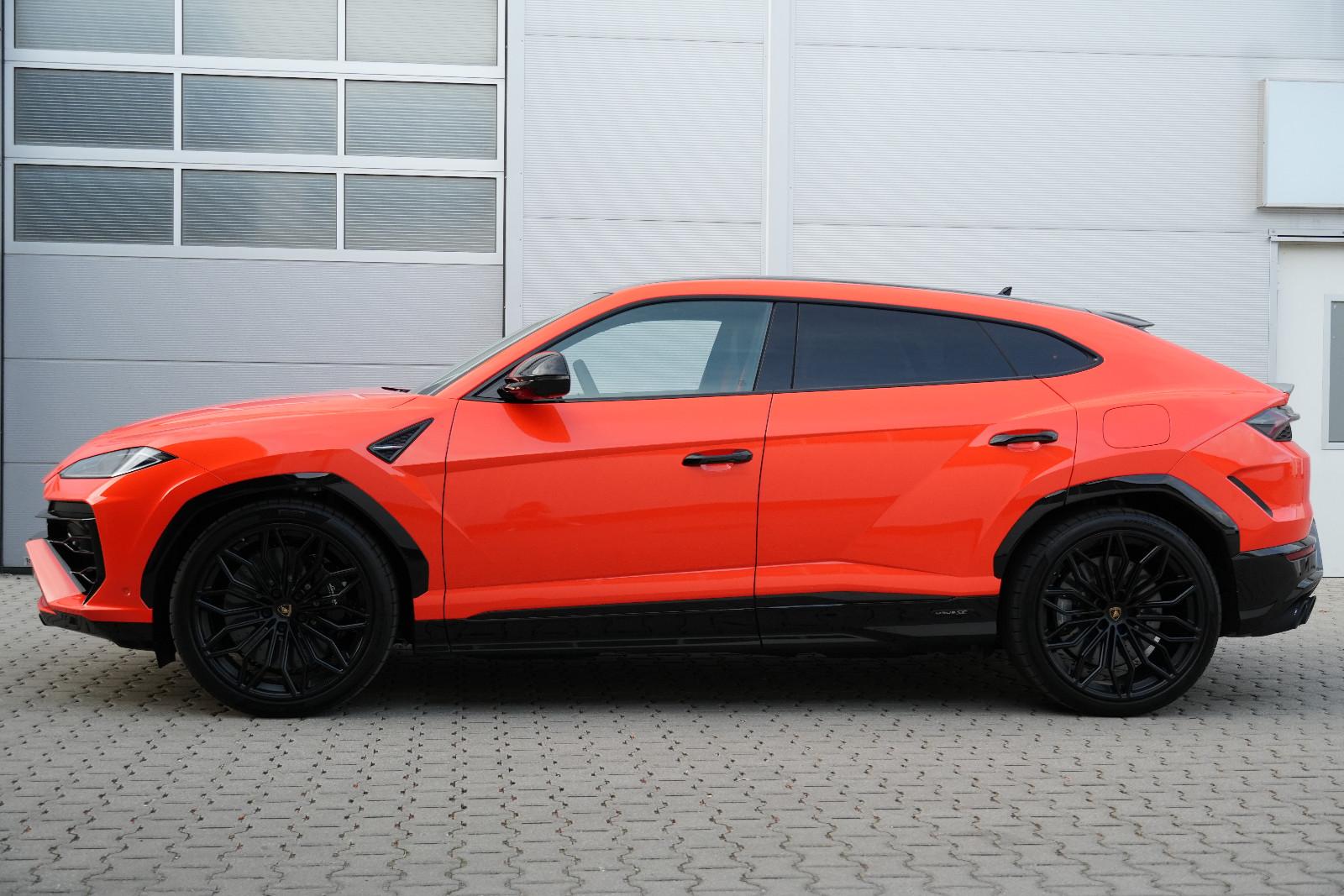Lamborghini Urus SE 4.0/Big Carbon/StylePk/TV/B+O/Prod. 2026