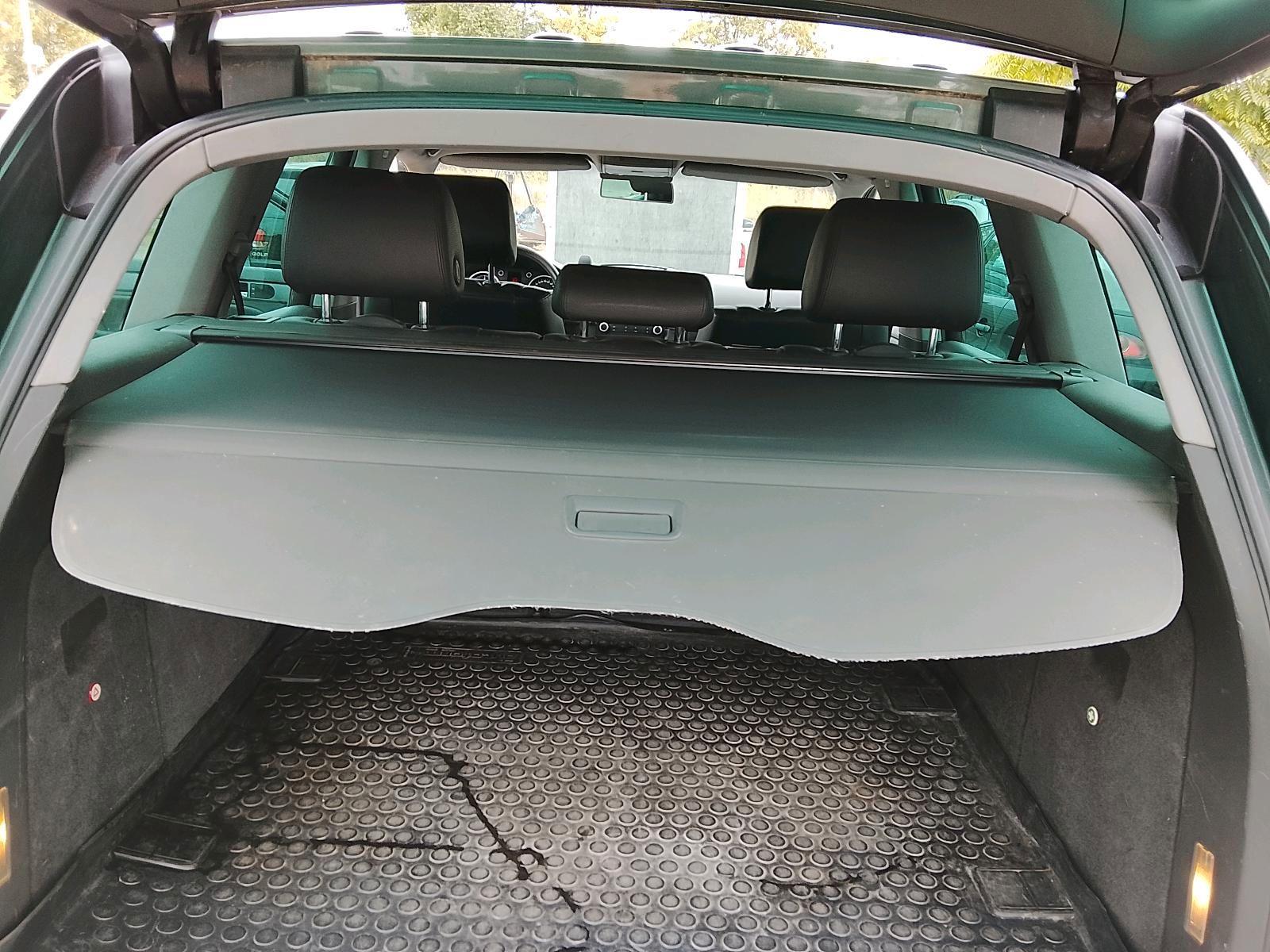 Volkswagen Touareg 2004 — photo 9
