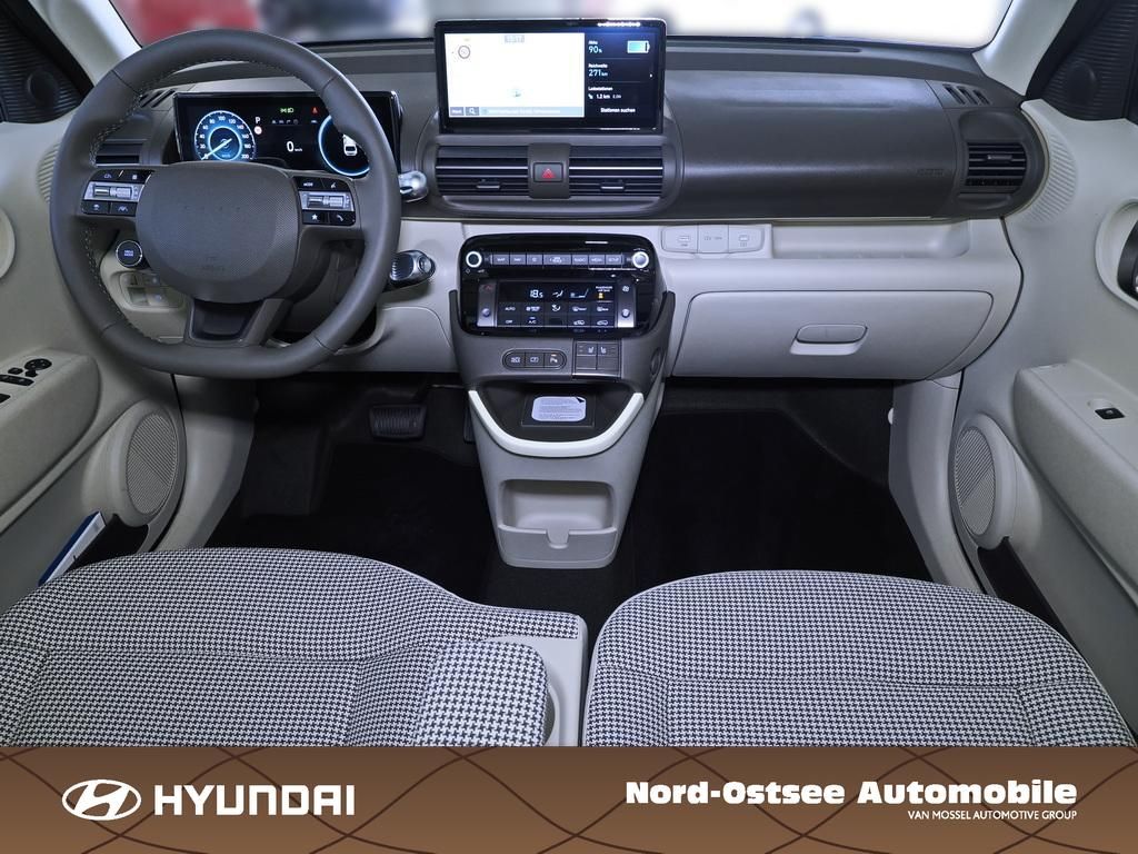 Fahrzeugabbildung Hyundai INSTER TREND Effizienz-P Dachreling Design SchM