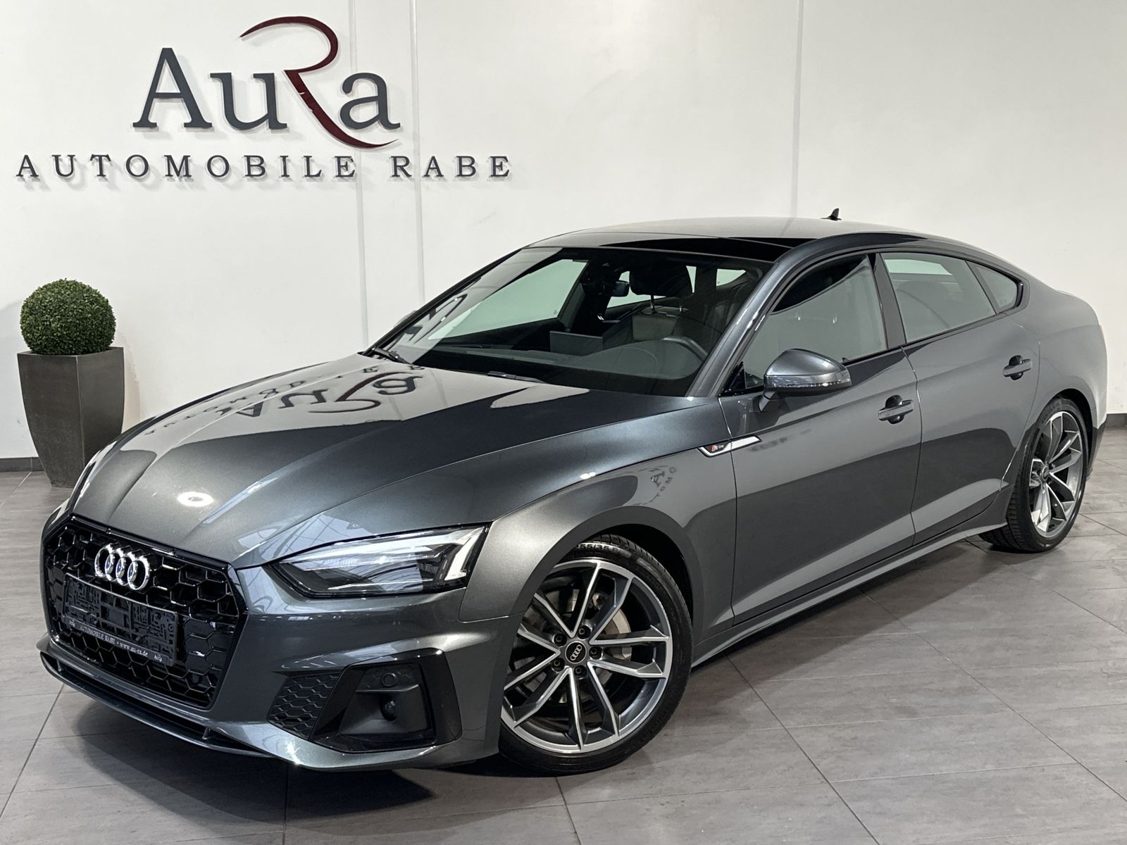 Fahrzeugabbildung Audi A5 SpB 40 TFSI S-Line Black NAV+LED+PANO+VC+19ZO
