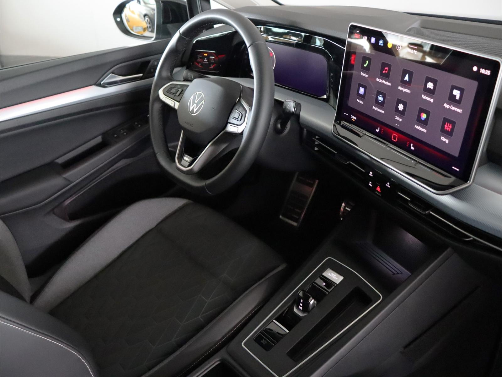 Volkswagen Golf VIII 1.5 eTSI DSG*ACC*AHK*SitzH, миниатюра 20