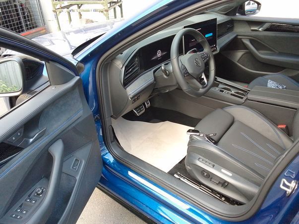 Volkswagen Passat Variant R-LINE SIGNATURE 2.0TDI 193PS 4M foto 4