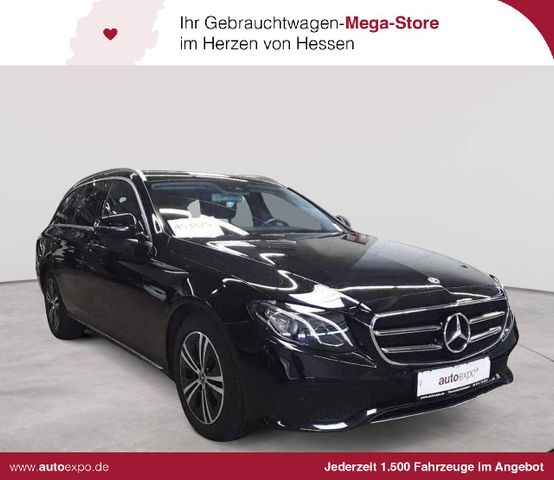 Mercedes-Benz E 220d 4Matic T 9G- Ava Comand BusiP KAM