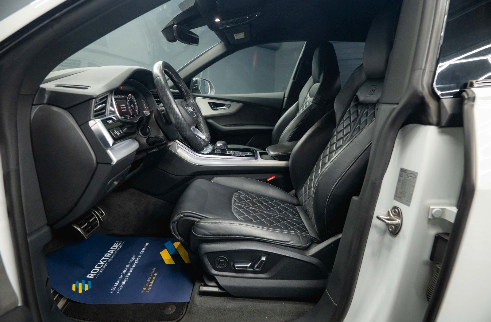 Fahrzeugabbildung Audi Q8 55 TFSI quattro S-Line Plus *ACC*Head Up*22'