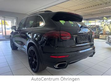Porsche Cayenne - 7