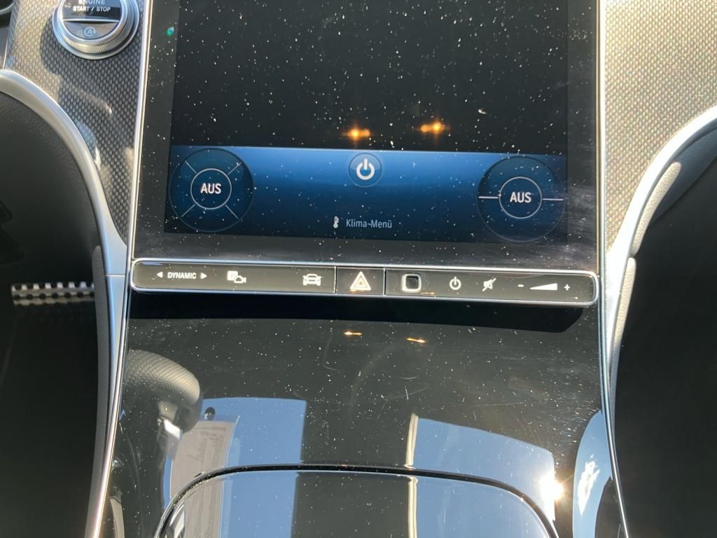 Fahrzeugabbildung Mercedes-Benz GLC 300 d 4M AMG*DISTRONIC*KAMERA*DAB*LED