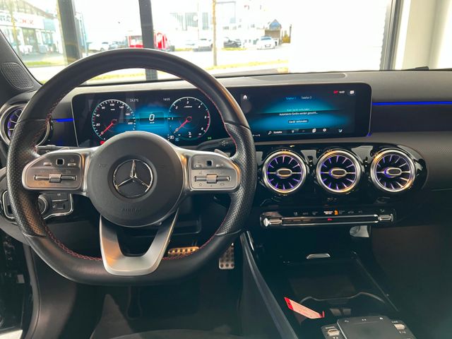 Fahrzeugabbildung Mercedes-Benz A 200 d AMG-Line/Ambiente/Night/19"