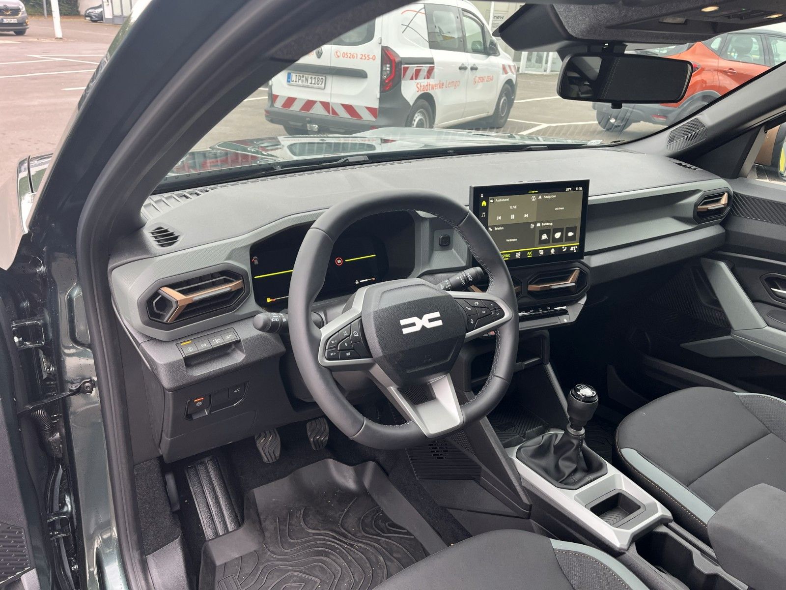 Fahrzeugabbildung Dacia Bigster Mild Hybrid 140 Extreme