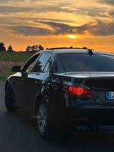 BMW E60 520i - BMW 520: 520i E60
