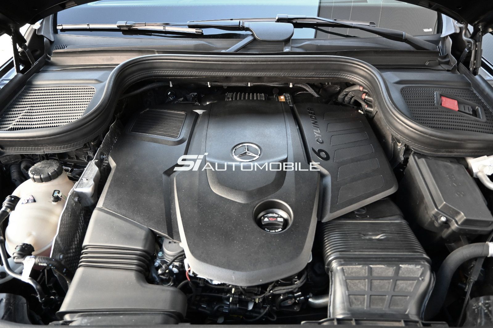 Fahrzeugabbildung Mercedes-Benz GLE 400 d 4MAT. AMG °ACC°AHK°STANDHZ°HUD°NIGHT°