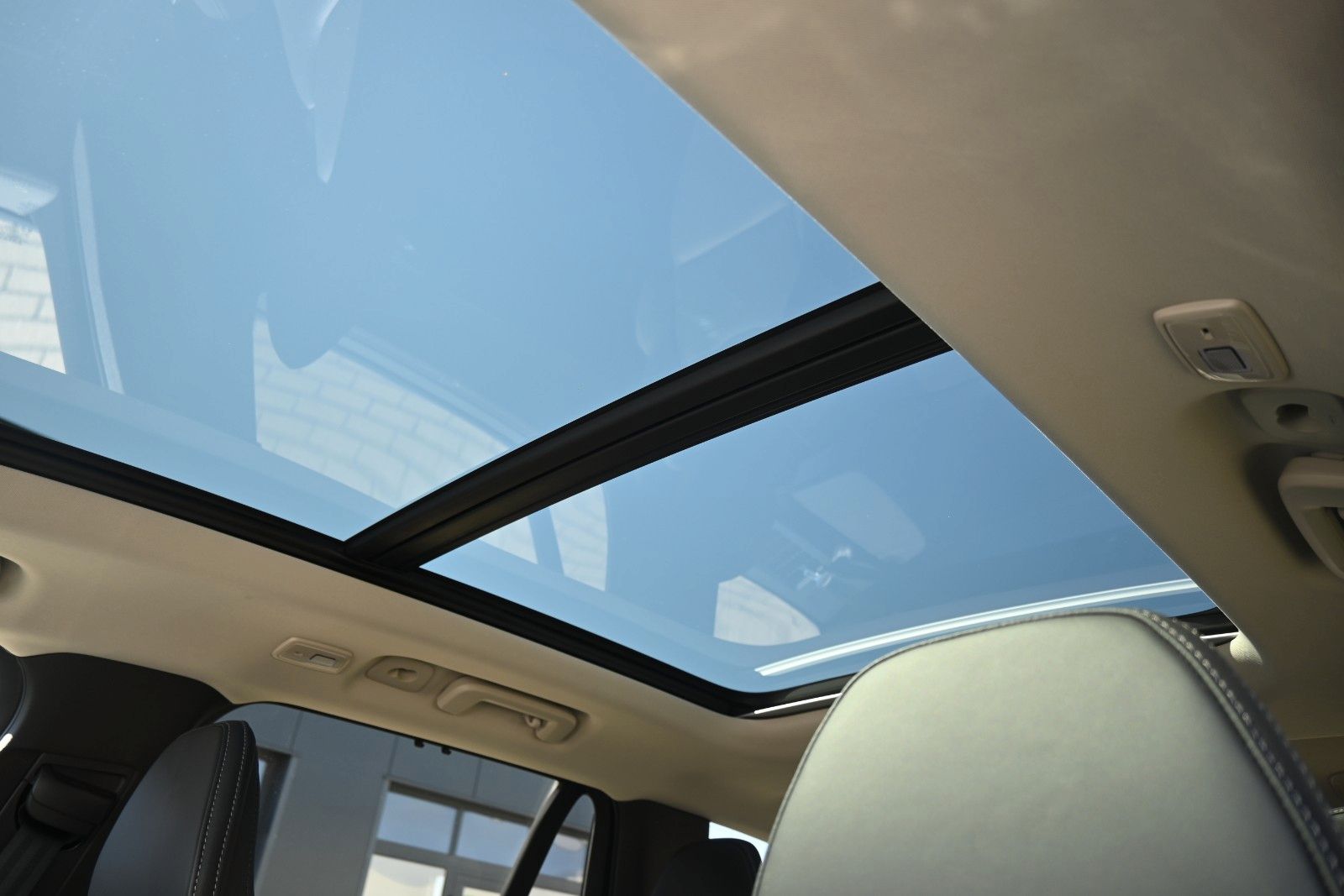 Fahrzeugabbildung Volvo XC90 B5D AWD Plus Bright*LED*PANO*STHZ*360*H&K