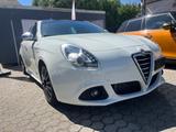 Alfa Romeo Giulietta Quadrifoglio Verde - weiße Alfa Romeo Giulietta