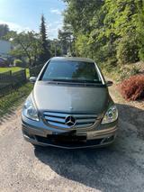 Mercedes-Benz B 170 - - Mercedes-Benz B 170 in Berlin