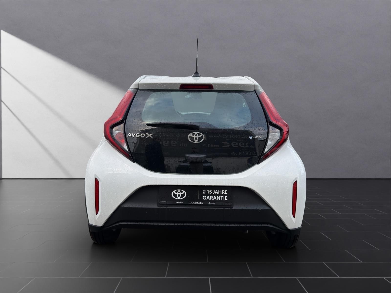 Toyota Aygo X Active 1.5 Hybrid imagem 3