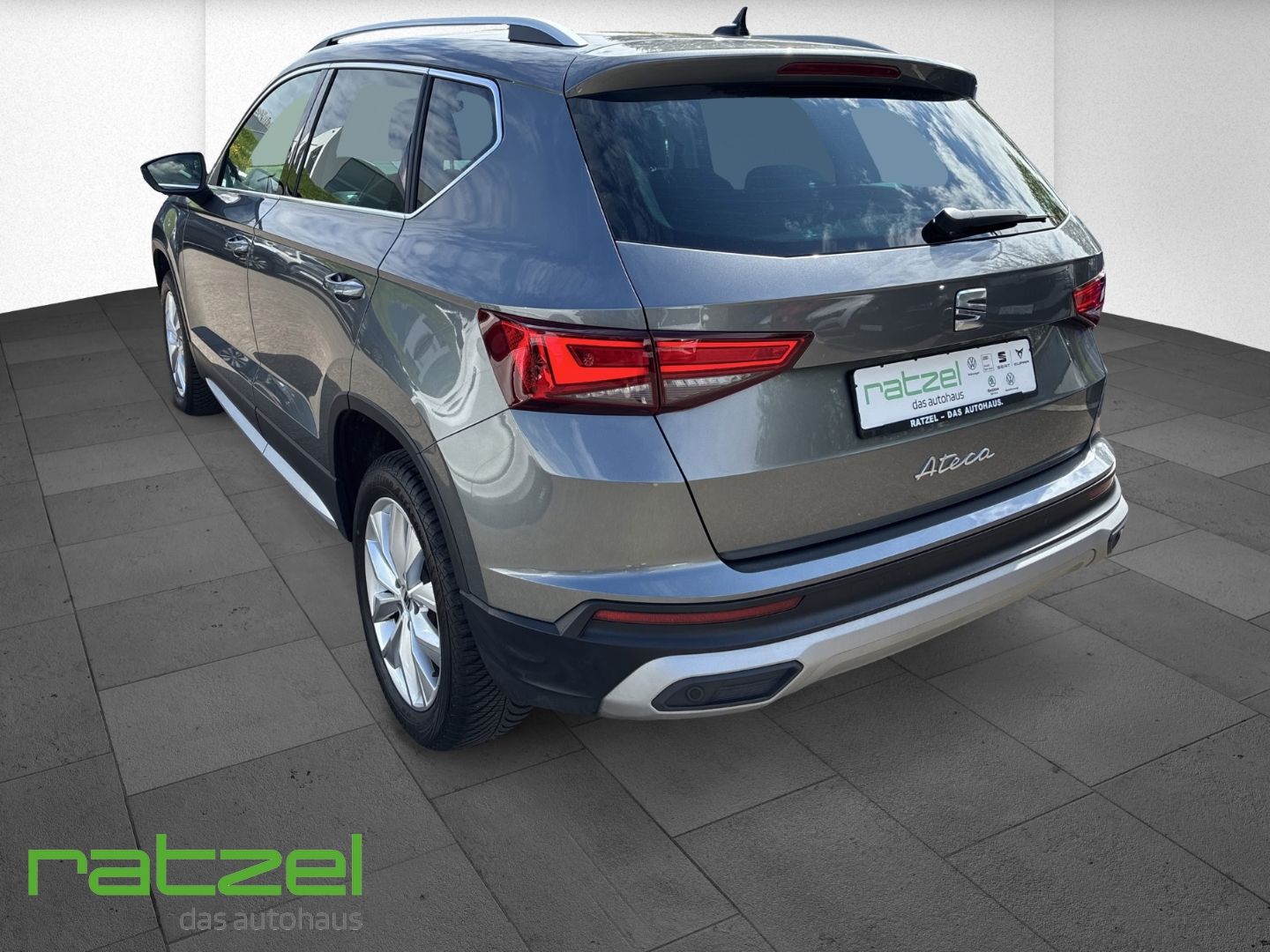 Fahrzeugabbildung SEAT Ateca Xperience 1.5 TSI Navi Kamera LED Full Lin