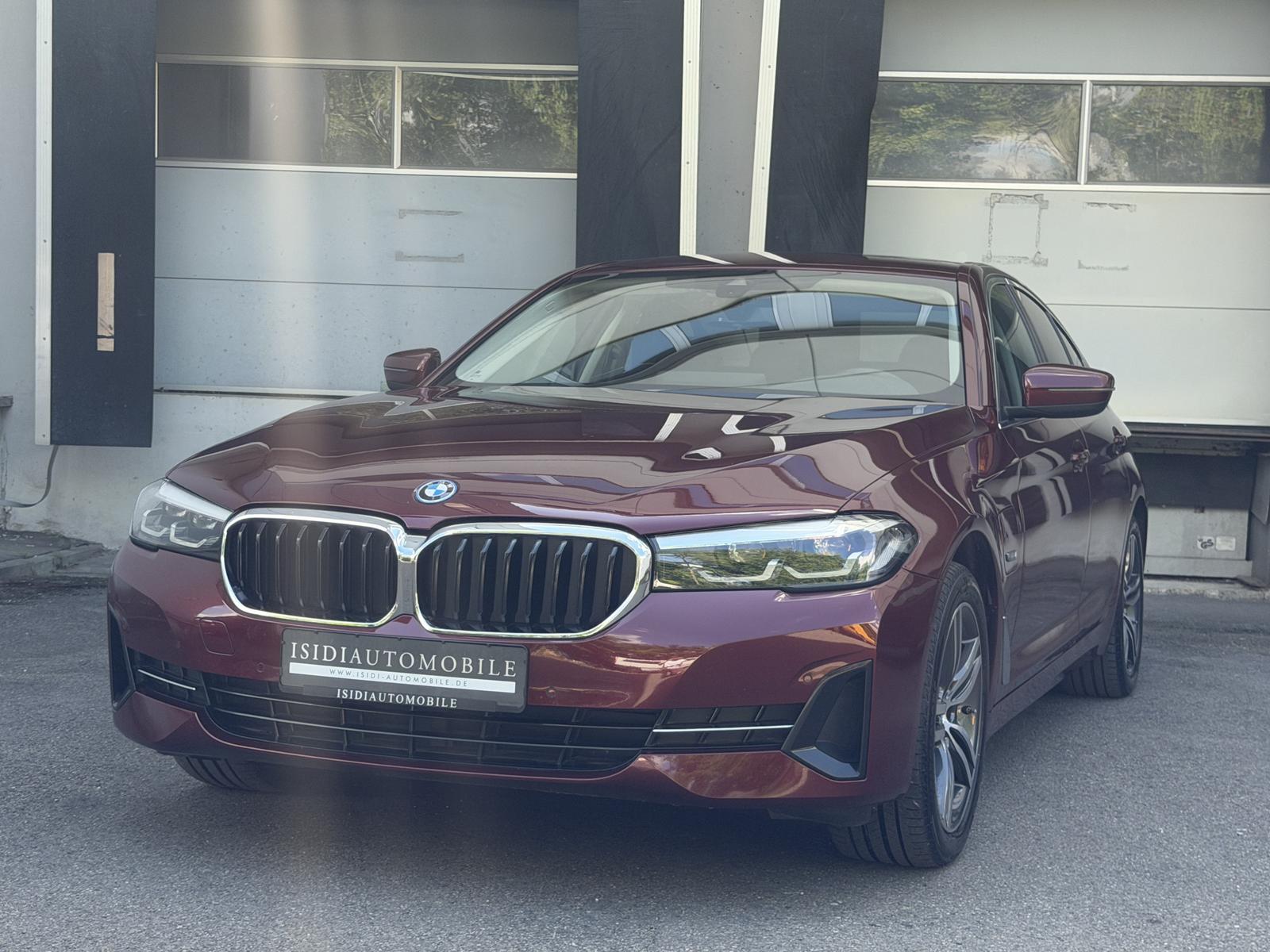 BMW 530 e xDrive Individual LED Live-Cockpit Kamera 