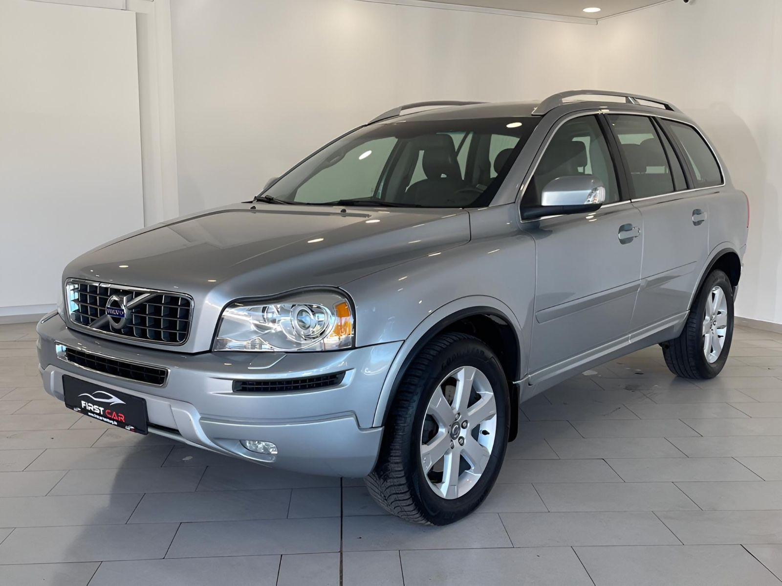 Volvo XC90 D5 Momentum Geartronic 7-Sitze|AHK|BIXEN