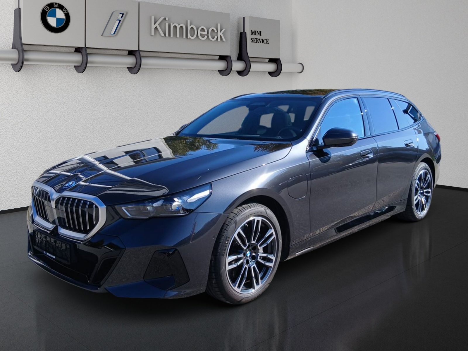 BMW 550e xDrive Touring M SPORT Sitzbelüft Pano 360° imagem 2