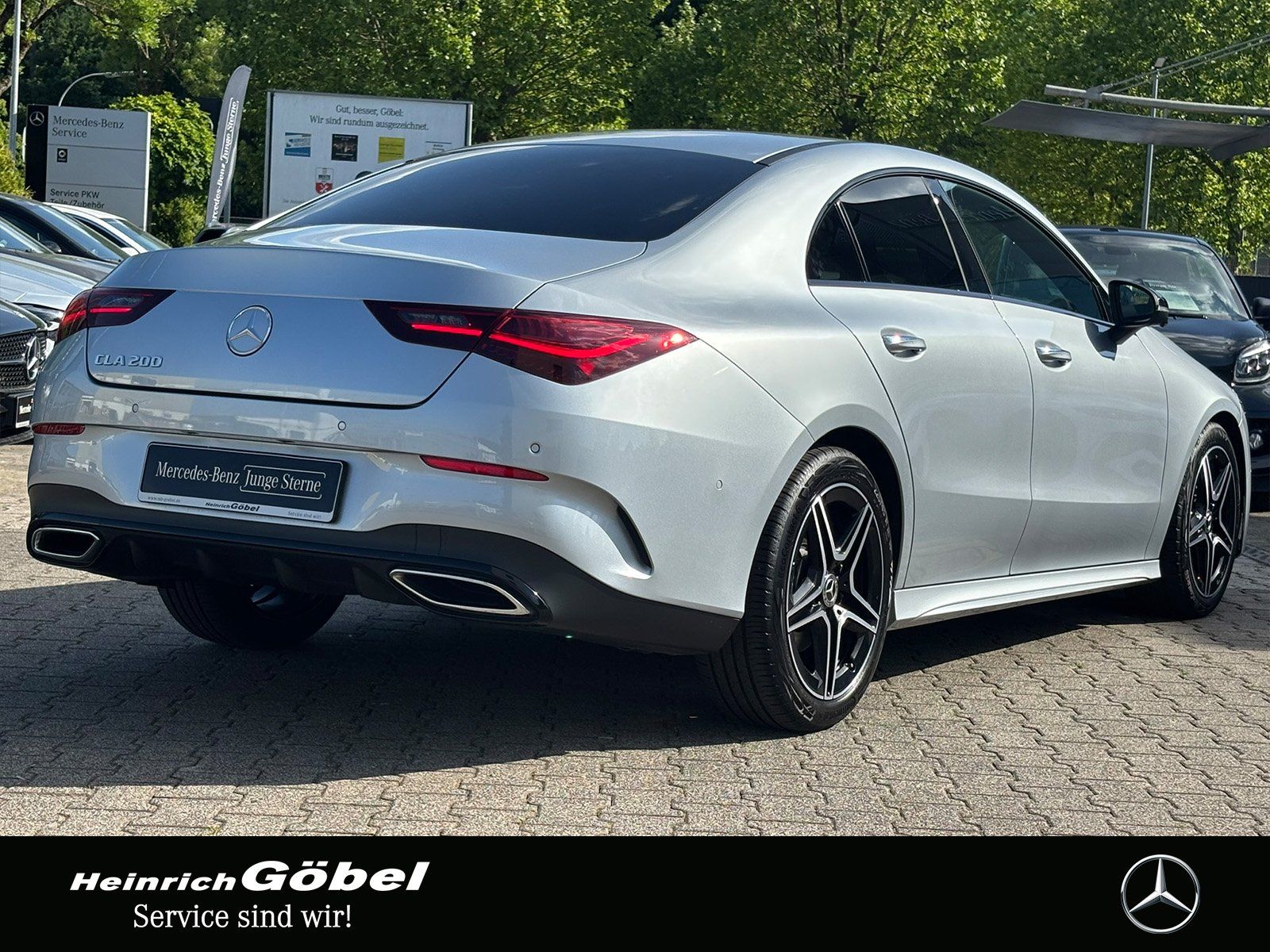 Fahrzeugabbildung Mercedes-Benz CLA 200 AMG*DISTRONIC*TOTWINKEL*ADV-SOUND*360°KA