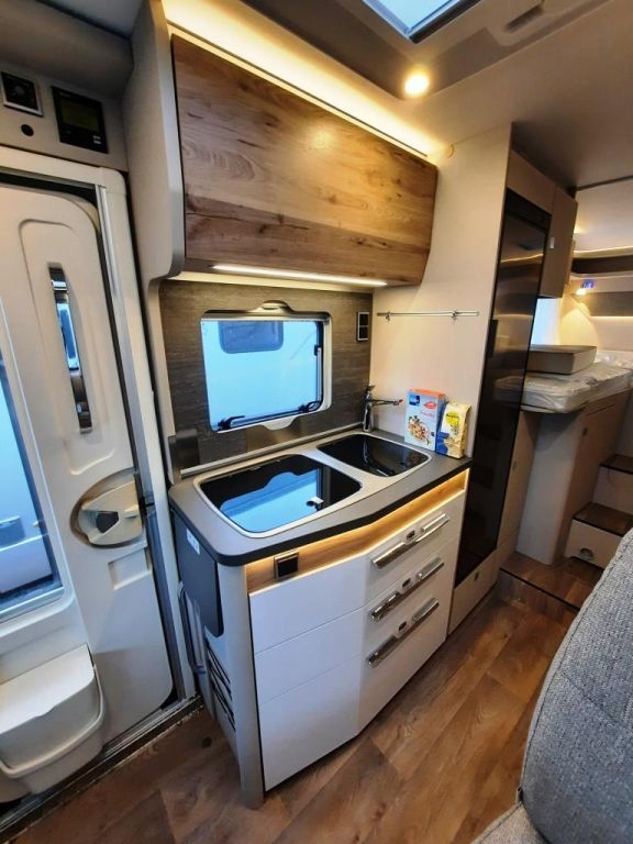Fahrzeugabbildung HYMER / ERIBA / HYMERCAR Exsis-t 580 Pure Verfüg./Sparen Sie 18.823,- €