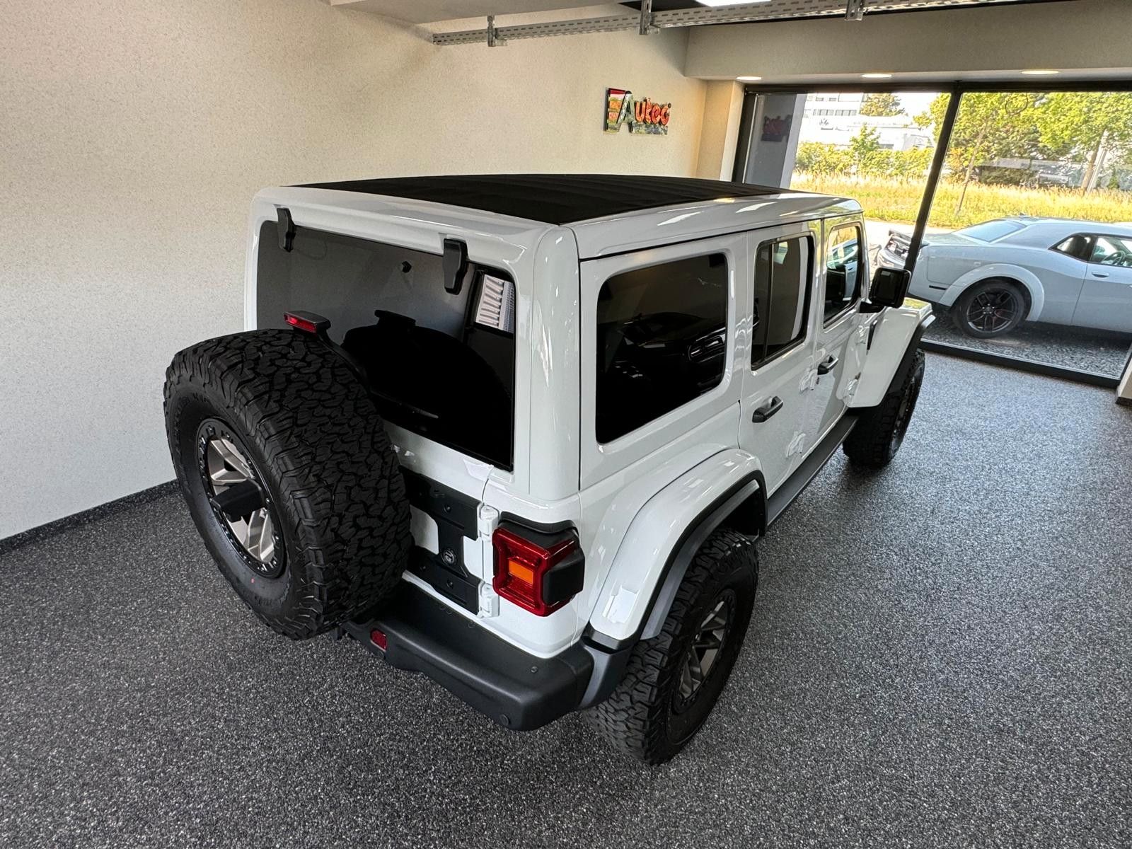 Fahrzeugabbildung Jeep 392 FINAL EDIT. 6.4L-V8 SKY ONE-WINDE-AHK 3.5To.